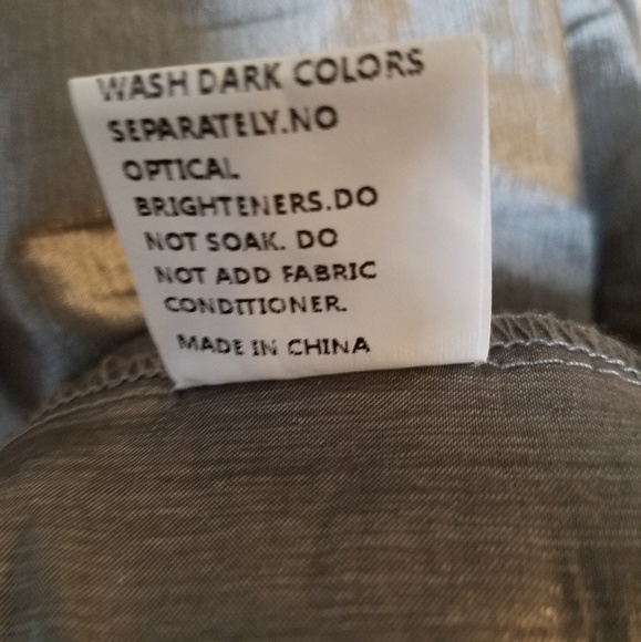 Pleated silver gray skirt - Picture 2 of 8